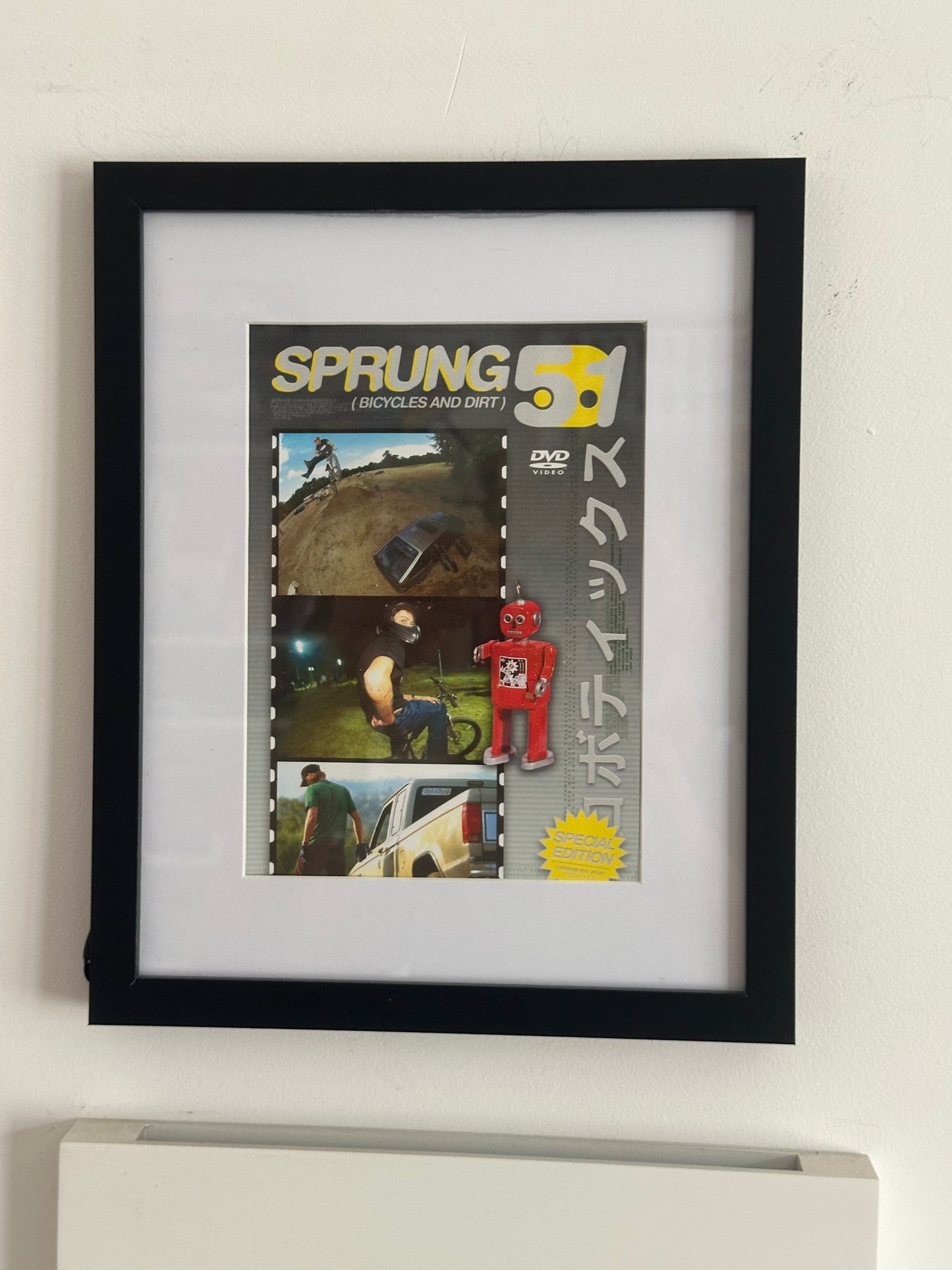 Sprung 5.1 Framed cover