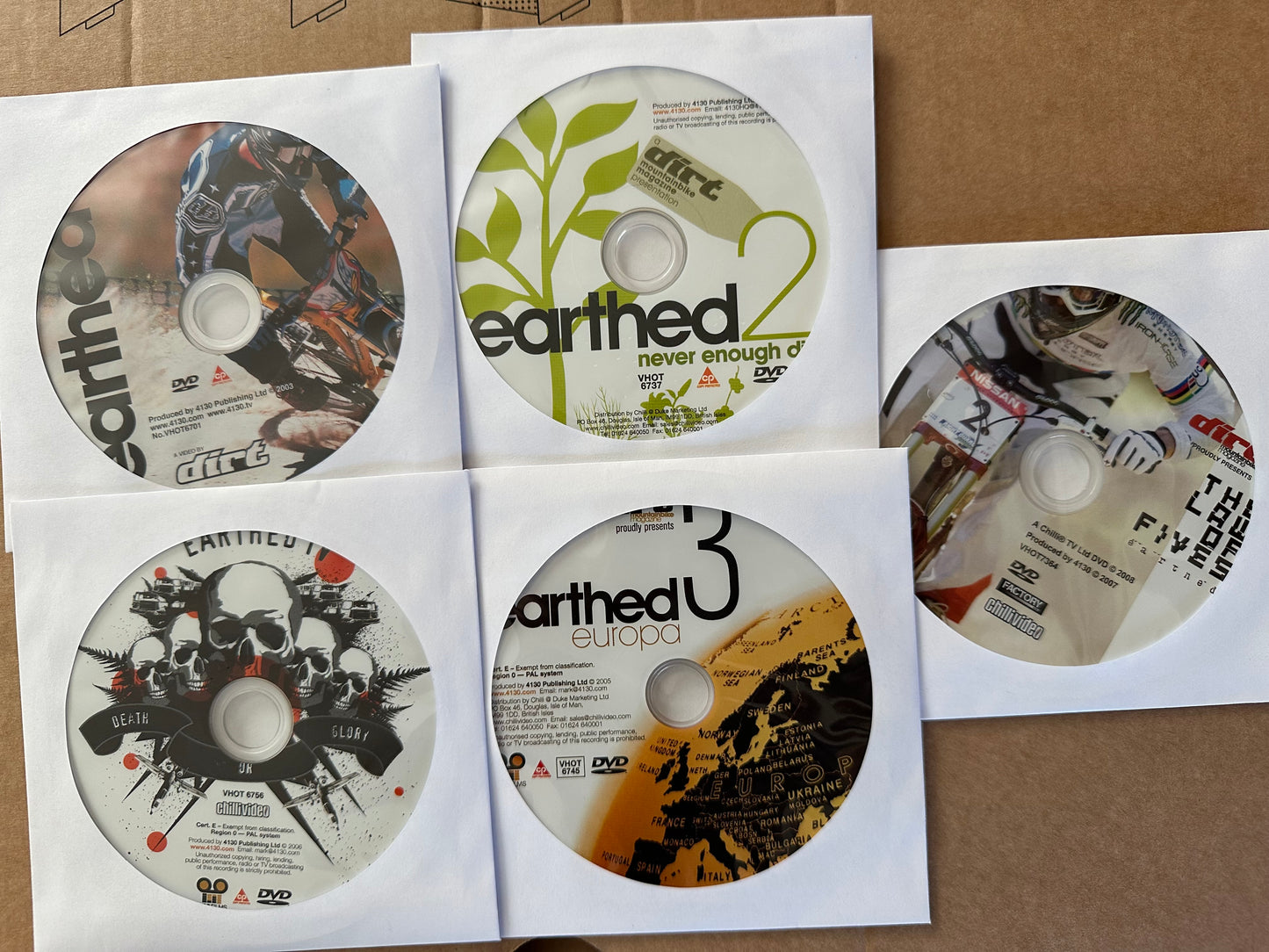 Earthed 1-5 DVD & covers bundle